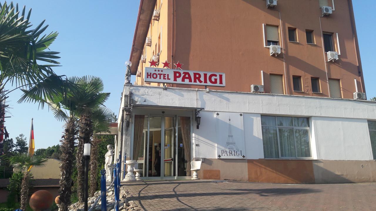 Hotel Parigi Castel San Pietro Terme Exteriör bild